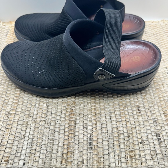 BZEES Kitty Comfort Clog Gel Cushioned Size 9 1/2 Black - Picture 3 of 15